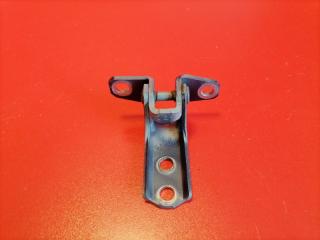 Фото запчасти петля двери нижняя передняя левая Mitsubishi Lancer 2008 Б/У запчасть Запчасть петля двери нижняя передняя левая Mitsubishi Lancer 2008