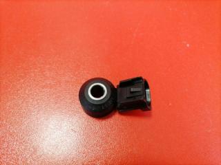 Фото запчасти датчик детонации Cadillac SRX 2006 Б/У запчасть Запчасть датчик детонации Cadillac SRX 2006