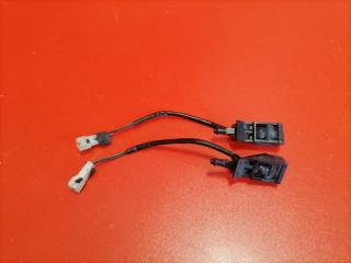 Запчасть форсунка омывателя лобового стекла Volkswagen Polo 2013