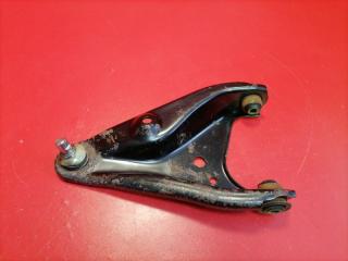 Запчасть рычаг подвески передний правый Renault Logan 2015