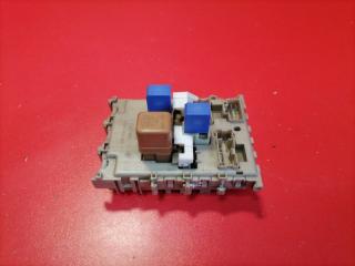 Запчасть блок предохранителей салонный Nissan Bluebird Sylphy 2000