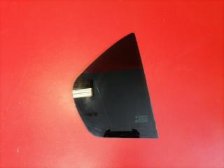 Стекло двери неопускное заднее правое Renault Logan 2017