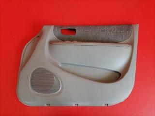 Запчасть обшивка двери передняя правая Toyota Corolla Spacio 1997