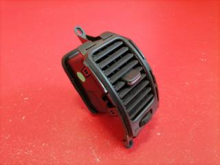 Дефлектор воздушный правый Nissan Pathfinder 2005