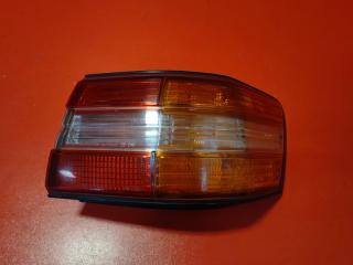 Фонарь задний правый Toyota Mark II 1996-1998