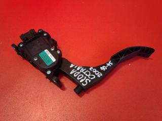 Фото запчасти педаль газа Skoda Octavia 2006 Б/У запчасть Запчасть педаль газа Skoda Octavia 2006