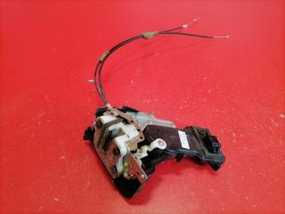 Запчасть замок двери передний левый Mazda Demio 2006