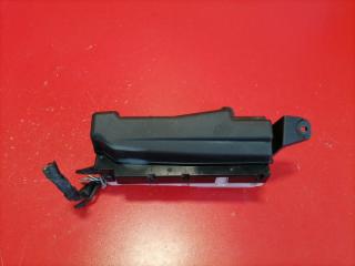 Блок предохранителей подкапотный Toyota Avensis 2005