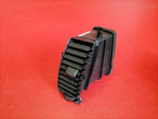 Дефлектор торпедо центральный правый Nissan Pathfinder 2006