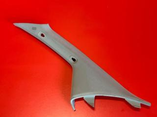 Накладка стойки кузова верхняя передняя левая Infiniti QX56 2005