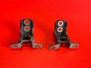 Запчасть петля двери задняя правая Infiniti QX56 2005