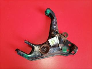 Фото запчасти рычаг подвески нижний передний правый Mitsubishi Pajero 1991-1999 Б/У запчасть Запчасть рычаг подвески нижний передний правый Mitsubishi Pajero 1991-1999