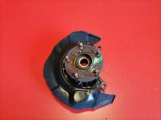 Поворотный кулак передний правый Toyota Harrier 1997-2003