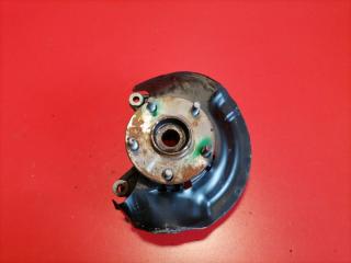Поворотный кулак передний левый Toyota Camry 2001-2006