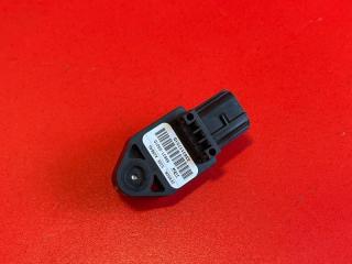 Датчик airbag Toyota Avensis 2004