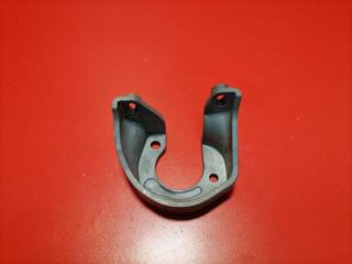 Фото запчасти кронштейн раздаточной коробки Chevrolet Captiva 2008 контрактная запчасть Запчасть кронштейн раздаточной коробки Chevrolet Captiva 2008