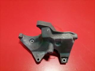 Фото запчасти кронштейн компрессора кондиционера Chevrolet Captiva 2008 контрактная запчасть Запчасть кронштейн компрессора кондиционера Chevrolet Captiva 2008