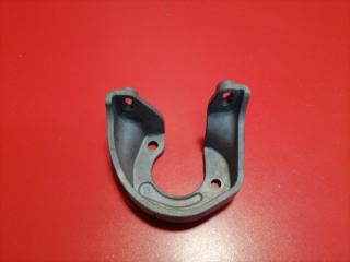 Фото запчасти кронштейн раздаточной коробки Chevrolet Captiva 2008 контрактная запчасть Запчасть кронштейн раздаточной коробки Chevrolet Captiva 2008