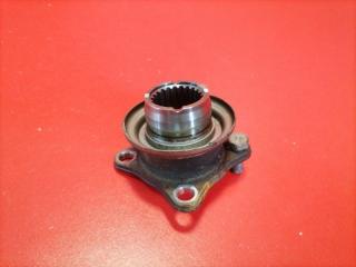 Фланец раздаточной коробки Toyota Land Cruiser 2010