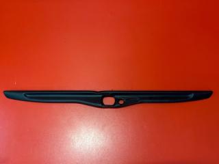 Запчасть накладка багажника Lexus LX570 2010