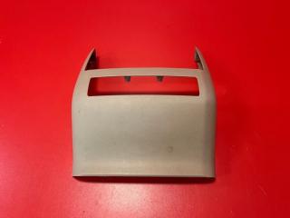 Запчасть накладка консоли между сидений Lexus LX570 2010