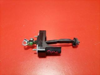 Запчасть ограничитель двери задний левый Lexus LX570 2010