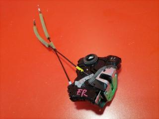 Запчасть замок двери передний правый Lexus LX570 2010