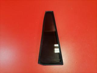 Стекло двери неопускное заднее левое Lexus GX470 2003