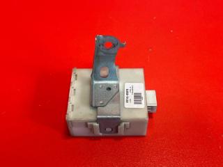 Запчасть блок управления дверьми Toyota Avensis 2003