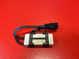 Запчасть резистор вентилятора охлаждения Toyota Avensis 2003