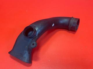 Запчасть воздухозаборник Toyota Avensis 2003