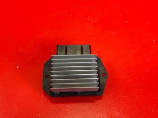 Запчасть резистор отопителя Toyota Avensis 2005