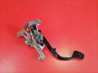 Педаль сцепления Toyota Avensis 2005