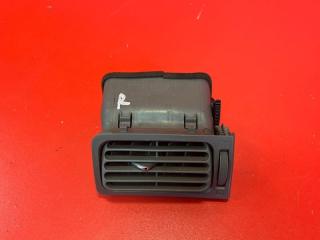 Дефлектор воздушный правый Toyota Corolla 2002