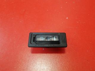 Запчасть подсветка номера задняя Volkswagen Polo 2014