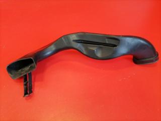 Фото запчасти патрубок воздухозаборника Opel Astra 2010 Б/У запчасть Запчасть патрубок воздухозаборника Opel Astra 2010