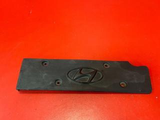 Декоративная крышка ДВС Hyundai Solaris 2012 Б/У Декоративная крышка ДВС Hyundai Solaris 2012