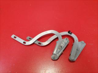 Фото запчасти петля капота Chery Amulet A15 2007 Б/У запчасть Запчасть петля капота Chery Amulet A15 2007