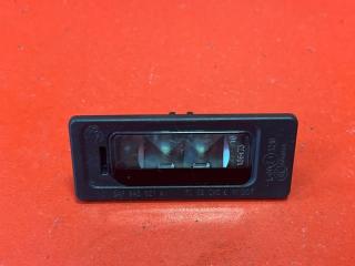 Запчасть подсветка номера Volkswagen Jetta 2015