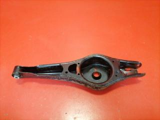 Запчасть рычаг поперечный задний Volkswagen Jetta 2015