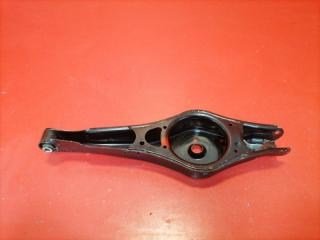 Запчасть рычаг поперечный задний Volkswagen Jetta 2015