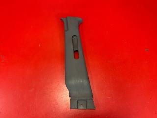 Накладка центральной стойки верхняя левая Toyota Land Cruiser 2004