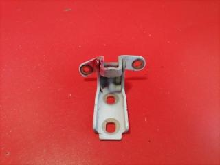 Фото запчасти петля двери верхняя передняя левая Chevrolet Cruze 2012 Б/У запчасть Запчасть петля двери верхняя передняя левая Chevrolet Cruze 2012