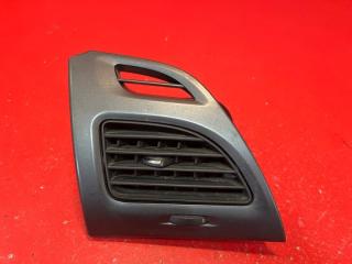 Дефлектор воздушный левый Renault Fluence 2013