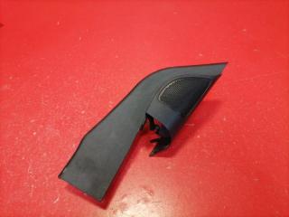 Уголок двери внутренний передний правый Ford Focus 2007