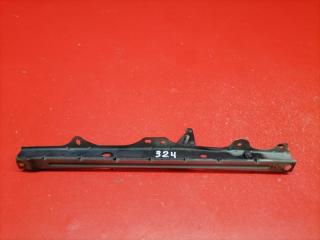 Планка замка капота Lexus RX330 2003