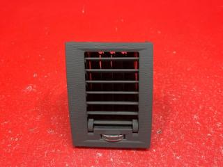 Дефлектор воздушный передний правый Toyota Isis 2010