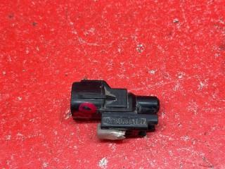 Датчик температуры воздуха Toyota Isis 2010 Б/У Датчик температуры воздуха Toyota Isis 2010