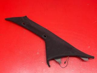 Накладка стойки кузова верхняя передняя левая Nissan Armada 2003