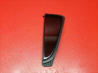 Стекло двери неопускное заднее левое Nissan Armada 2003